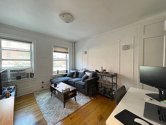 1st image of 51 Greenwich Ave APT 1