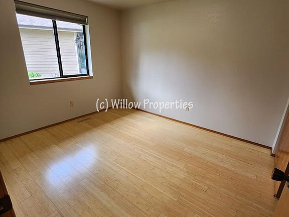 5th image of 8415 59th Avenue Ct E