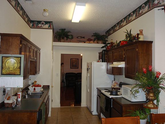 3rd image of 13040 Trailwood Dr