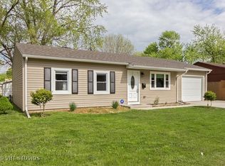 319 Kent Ave, Romeoville, IL 60446