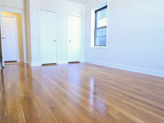 5th image of 4915 Skillman Ave APT 5P