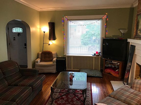 3rd image of 3030 Marshall Ave
