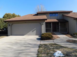 2351 Cedar Rdg APT D, Green Bay, WI 54313