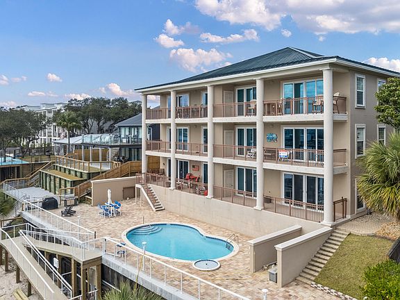 5th image of 724 Harbor Blvd Unit 202