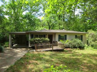 1902 E Indian Head Dr, Tallahassee, FL 32301