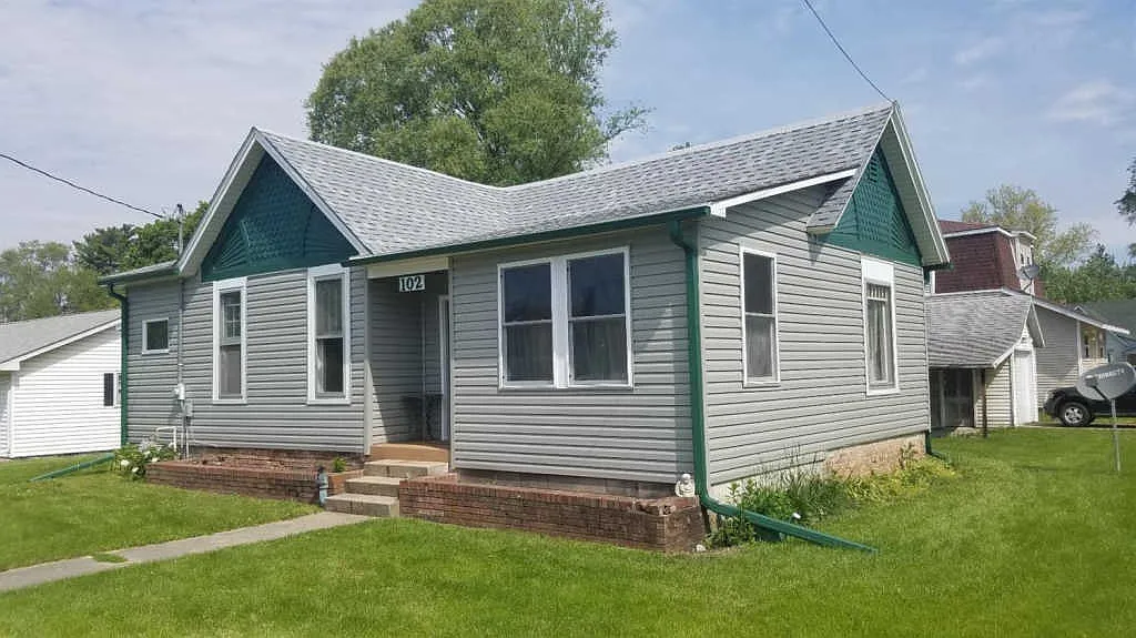 102 W Beaver St photo 1