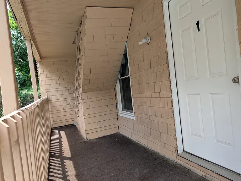 42 Grandview Ave #1 — Photo 14