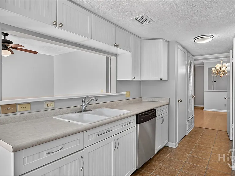 459 Mall Blvd #23 — Photo 19