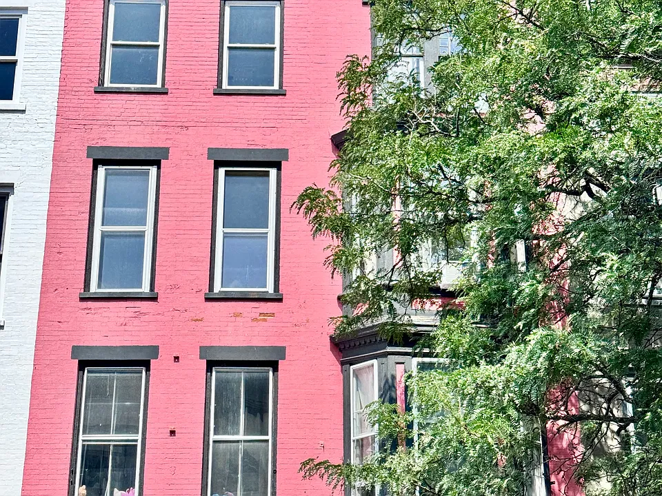 610 Warren St #5