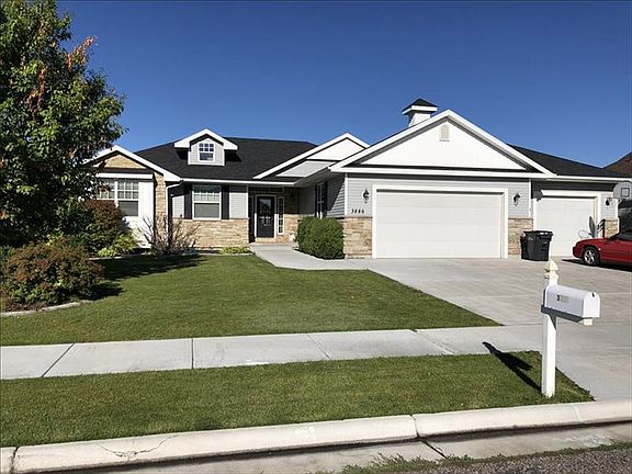 2nd image of 3886 Colts Glen Ln