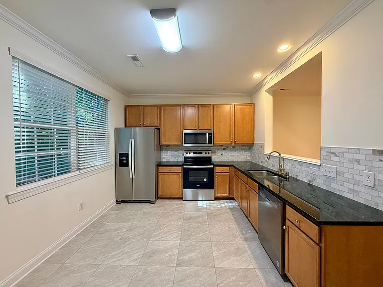 129 High Ridge Rd — Photo 4