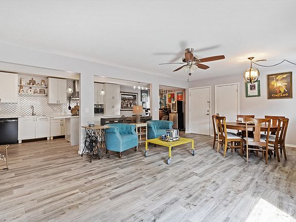 4th image of 6578 Poplar Woods Cir S APT 1