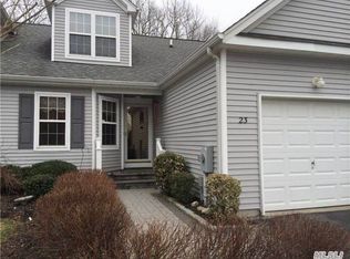 23 Gettysburg Dr, Port Jefferson Station, NY 11776