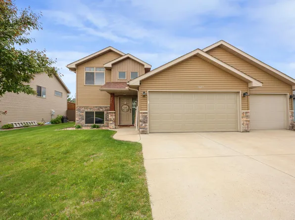 1805 7th St N, Sartell, MN 56377