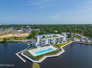 1302 Magnolia St #106, Gulfport, MS 39507