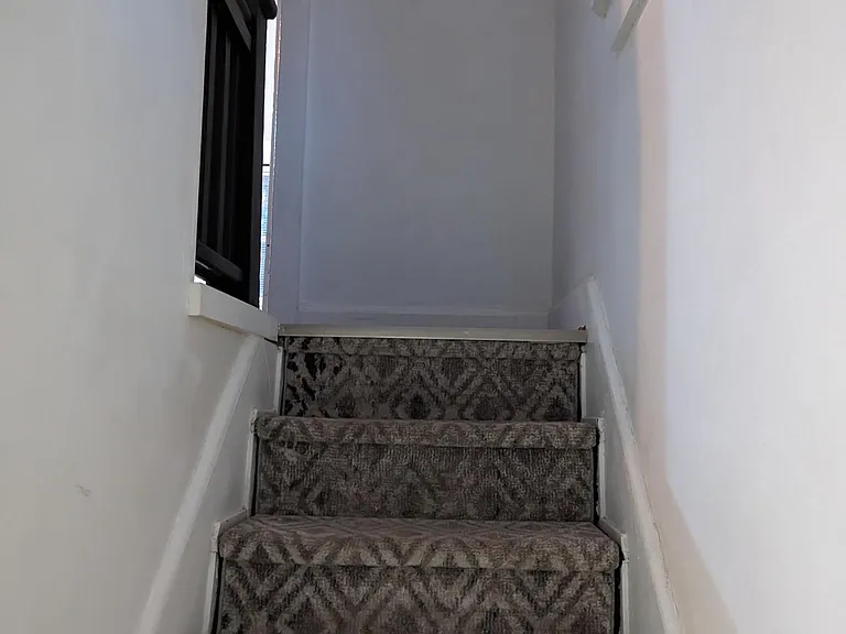 322 Main St — Photo 18