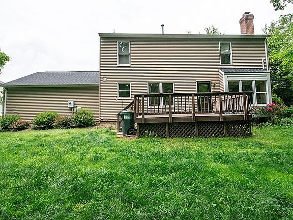 2nd image of 6214 Prospect St