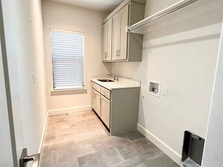 4325 Glenwick Ln — Photo 12
