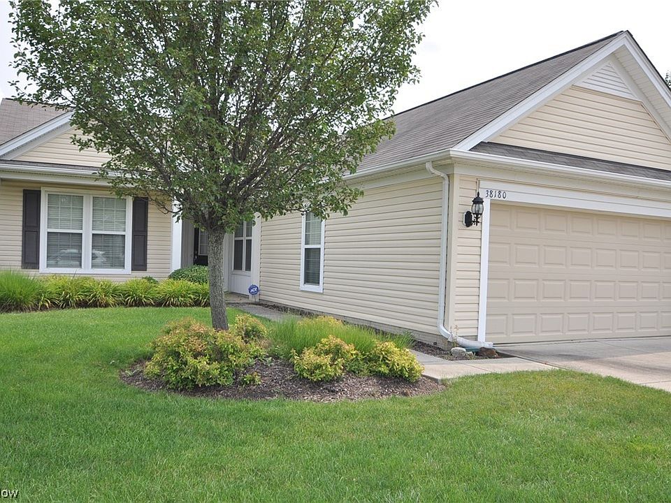 1st image of 38180 Essex Pl