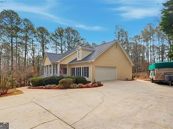5th image of 2625 Abbey Ridge Rd SW