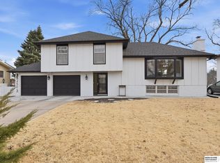 2513 Cornelia St, Bellevue, NE 68147