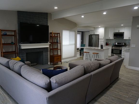 5th image of 3065 Mission Village Dr
