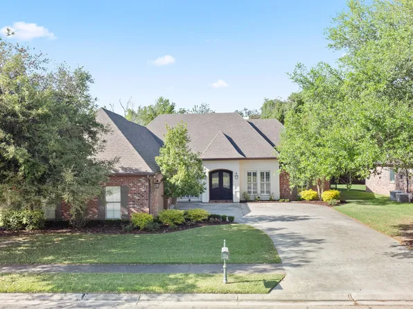 104 Mission Hills Dr, Broussard, LA 70518