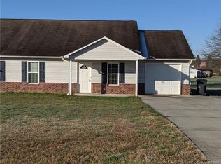 116 Cora Ln, Olin, NC 28660