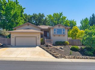 12520 Erin Dr, Auburn, CA 95603