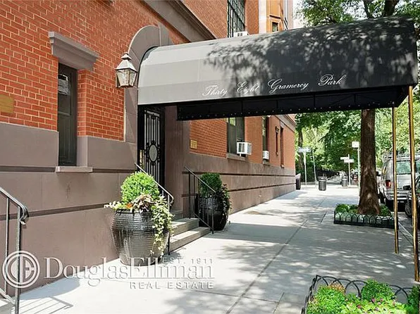 38 Gramercy Park N APT 1B, Manhattan, NY 10010