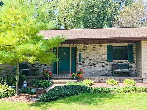 2nd image of 3320 Harris Ln