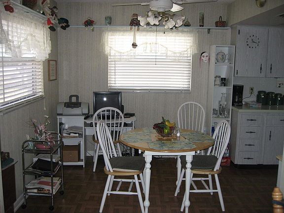 2nd image of 5372 Ferndale Pl