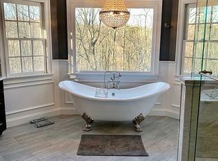 13 Grist Mill Rd, Monroe, CT 06468