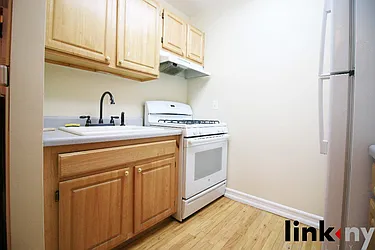 Rented by Link NY Realty