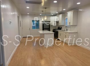 2626 20th St, Sacramento, CA 95818