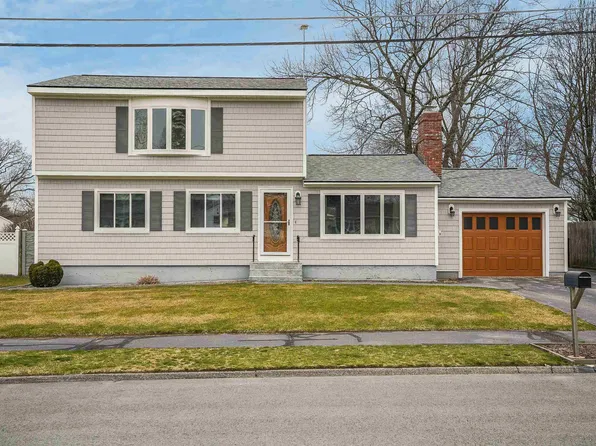 26 Waltham Drive, Nashua, NH 03060