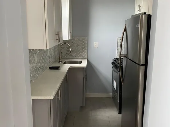 969 E 167th St, Bronx, NY 10459