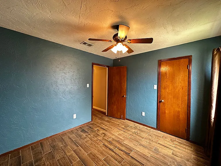 505 SW 77th St — Photo 34