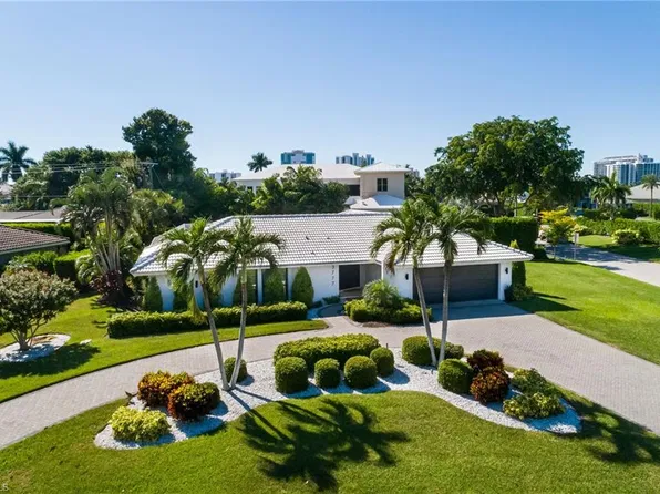 3777 Fountainhead LN, NAPLES, FL 34103