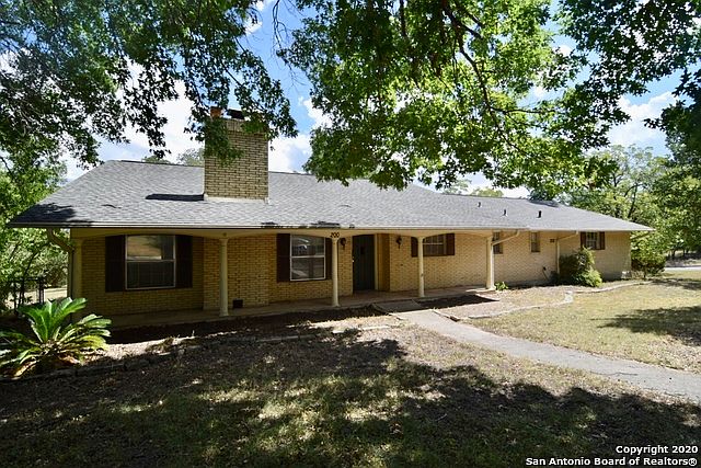 1st image of 200 Harriet Dr