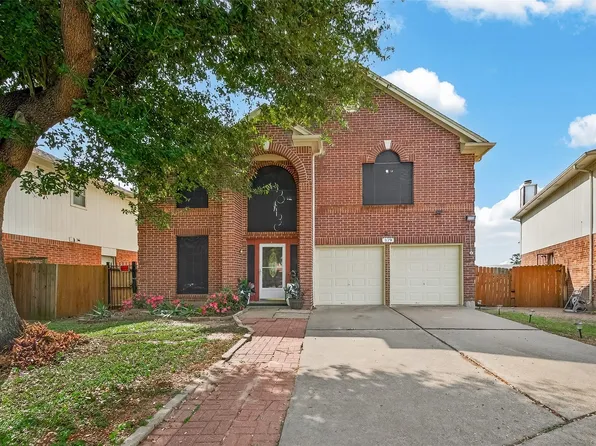 579 Rivergrove Dr, Houston, TX 77015