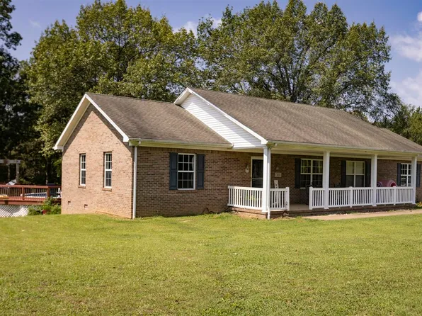 501 C W Moore Rd, Smiths Grove, KY 42171