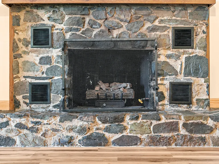 4967 Blue Mountain Rd — Photo 18