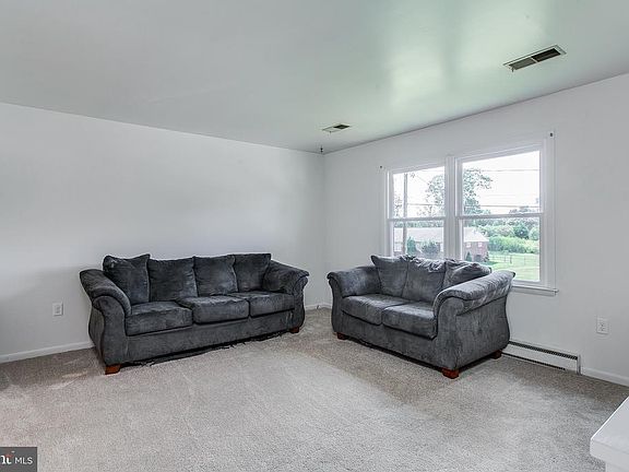 2nd image of 20817 Emerald Dr