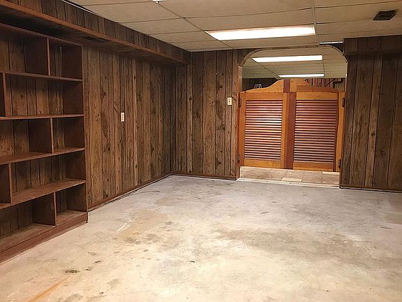 4th image of 805 Belaire Dr