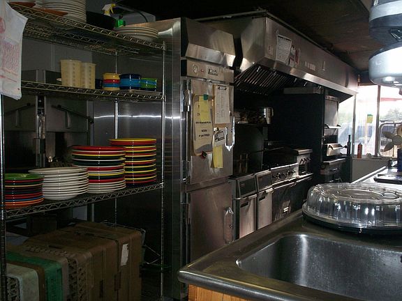 5th image of 400 E Terrace Ave