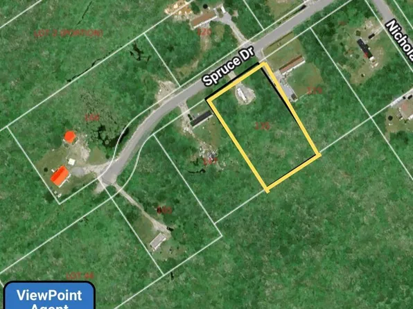 135 Spruce Dr, Barrington, NS B0W 1N0