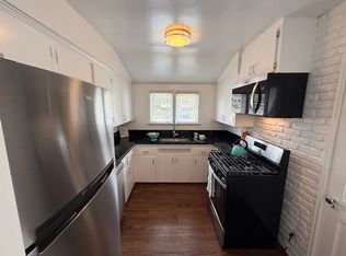 Bungalow - 1 bedroom + Office = natural wood floors, mini split a/c , new appliances, private pat..., South Pasadena, CA 91030