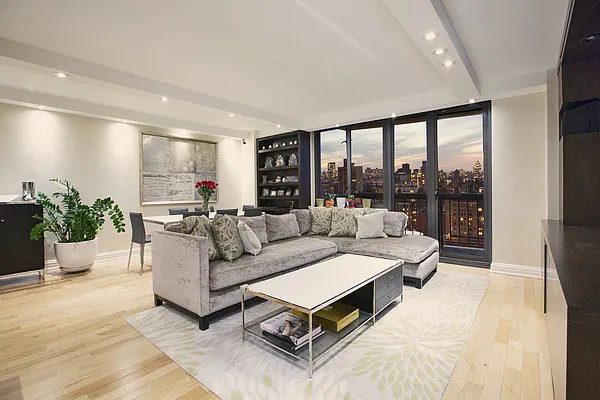 Sold by Nest Seekers International | media 21