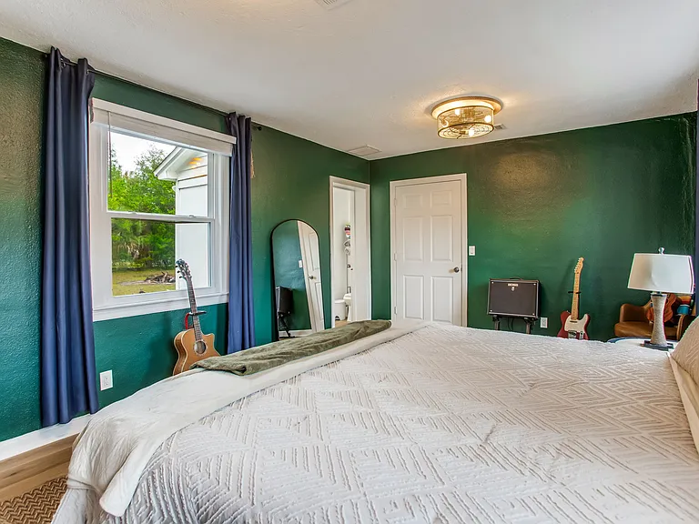 102 Alba Plena St — Photo 10